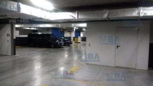 откатные ворота противопожарные на паркинге в Москва-Сити